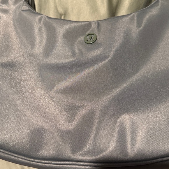 Lululemon Athletica Shoulder Bag - Picture 2 of 6